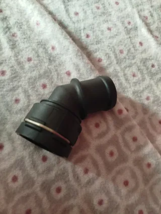 Codo radiador Seat Ibiza 6L 1J0150029501