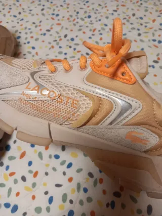 Zapatillas Lacoste Beige y Naranja
