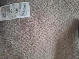 Vestido de Zara negro, entallado clásico.