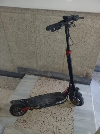 Patinete Eléctrico Pantalla Digital