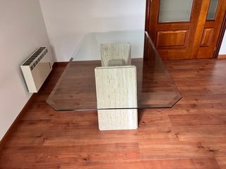 Mesas de cristal biselado y mármol (2) y recibidor