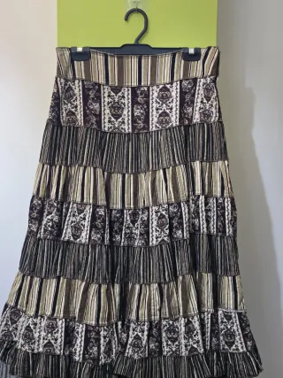 Falda larga estilo boho. Talla 36 grande