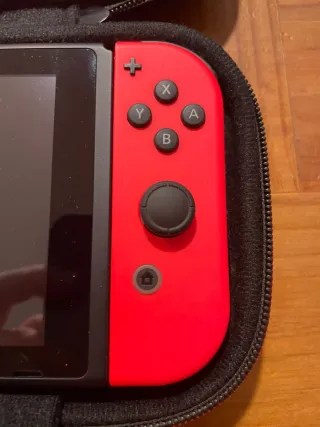 Nintendo Switch en su Caja