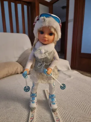 Nancy Esquiadora con Accesorios