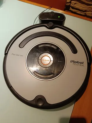 Roomba 565 para reparar o piezas