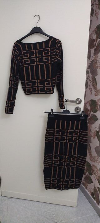 Completo lana gonna e maglioncino