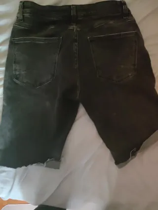 Bermuda Negra Hombre