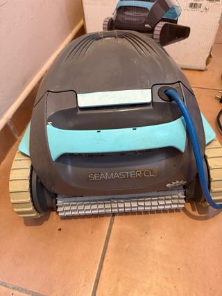 Dolphin Seamaster CL Limpiafondos Piscina