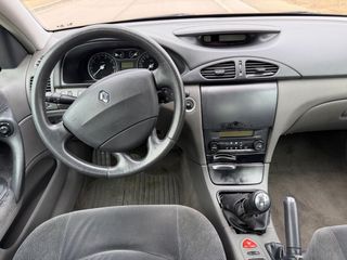 Renault Laguna 2001