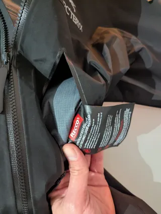 Chaqueta Arc'teryx Alpha SV Negra Talla L