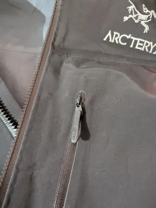 Chaqueta Arc'teryx Alpha SV Negra Talla L