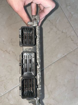 Centralita Motor Bosch EDC15C2 0 281 010 996