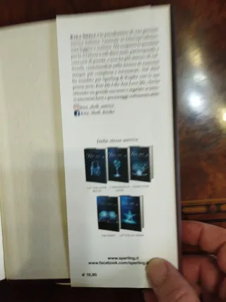 Dark desires. Meet Efrem Krugher. Ediz. italian...