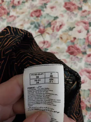 Pantaloni fantasia con spacco