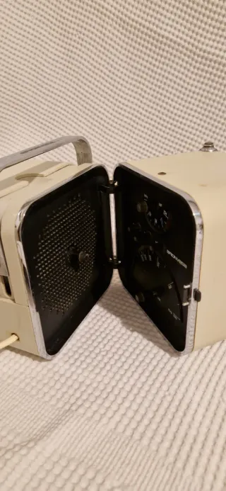 Radio Brionvega Cubo