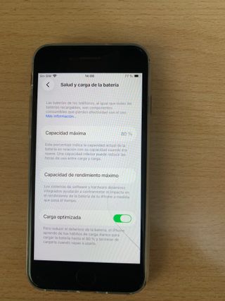 iPhone SE (2da Gen) Negro