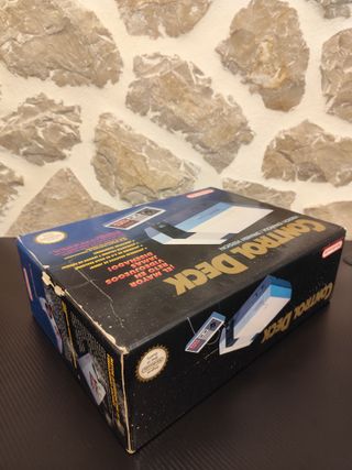 Nintendo Control Deck (NES) - Versión Española
