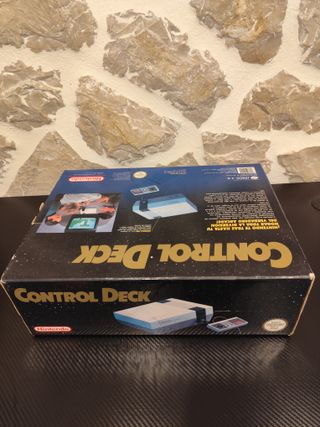 Nintendo Control Deck (NES) - Versión Española