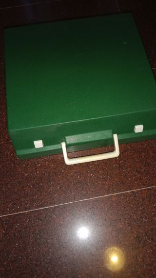 Máquina de escribir Olympia Traveler de Luxe