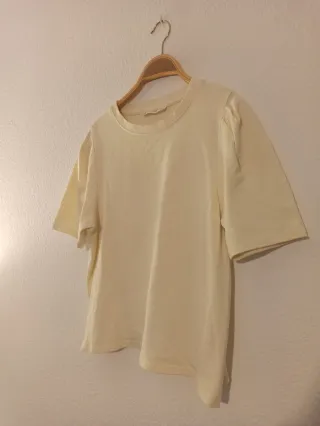 Camiseta Mango amarilla pastel Talla M