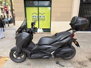 Yamaha XMAX 125 Scooter