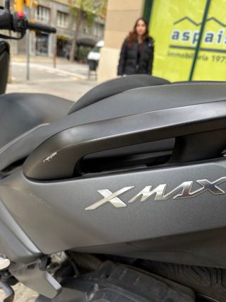 Yamaha XMAX 125 Scooter