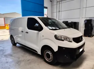 Peugeot e-Boxer 2022