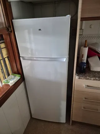 Nevera blanca OK.