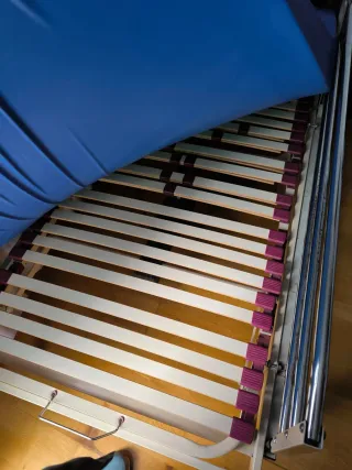 Cama articulada  metal y laminas plastificadas