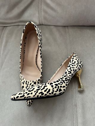 Zapatos de tacón mujer T.37 estampado animal
