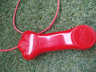 Perro robot que hace pis