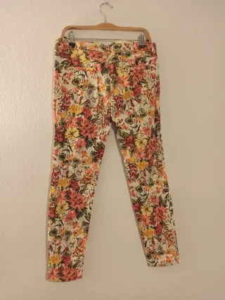 Pantalones Zara Estampado Floral Talla 42