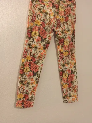Pantalones Zara Estampado Floral Talla 42