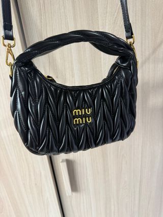 Borsa Miu Miu nera trapuntata