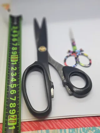 ZURDOS.Tijeras de costura