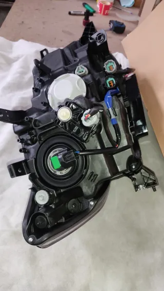 Óptica LED Nissan X-Trail T32 [23040]