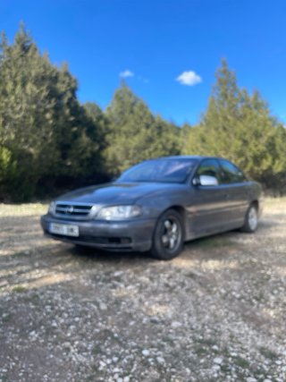 Opel Omega