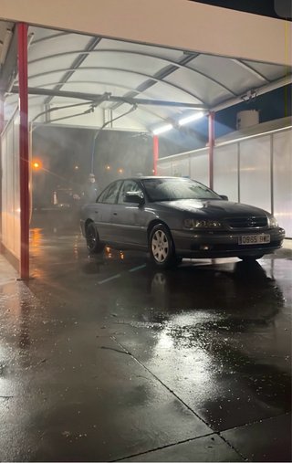 Opel Omega