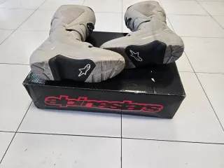 Botas Alpinestars Tech 7 Enduro Drystar Blancas.