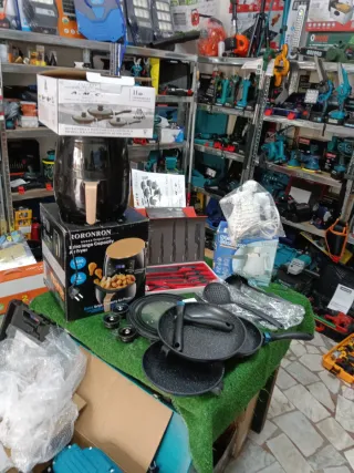 X4 Friggitrice ad aria e set pentole