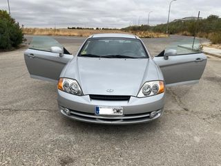 Hyundai Coupe 2004