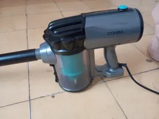 Aspiradora Cecotec con accesorios