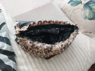 Bolso Desigual leopardo y rojo