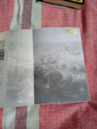 Pasajes de la historia / History Passages (Span...