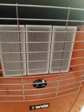 Estufa de gas naranja Bartolini en muy buen estado