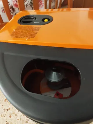 Estufa de gas naranja Bartolini en muy buen estado