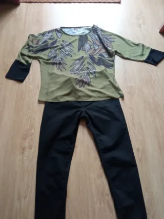 Blusa estampada CHEVIO verde y negra Talla XL