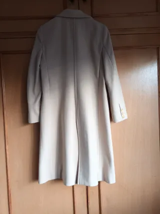 Abrigo largo mujer beige