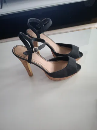 Sandalias negras de tacón n°39