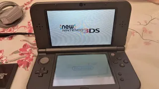 Nintendo 3DS XL Negra/Gris + 6 Juegos